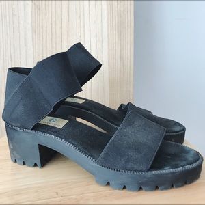 Charleston Shoe Co. Monterey Sandal sz 39